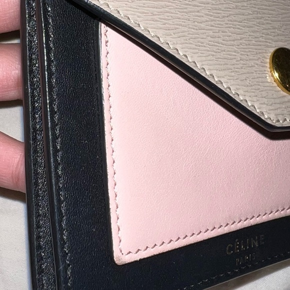 CELINE EUC WALLET💕Always Authentic!!(SNAP HAS BEEN REPLACED PROFESSIONALLY) - Picture 11 of 16